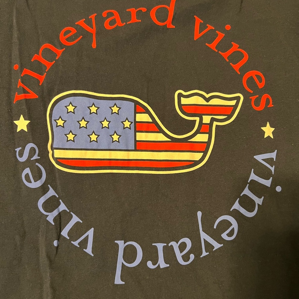 Mens navy blue Vineyard Vines tshirt